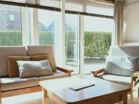 0 huisje cadzand sincfal 10 woonkamer zithoek detail GROEN