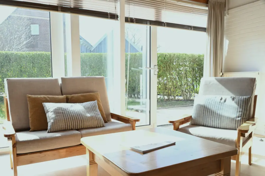 0 huisje cadzand sincfal 10 woonkamer zithoek detail GROEN