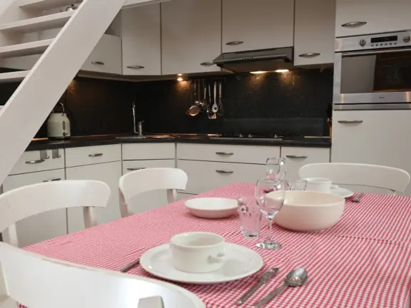 Vakantiehuis cadzand sincfal 13 eettafel