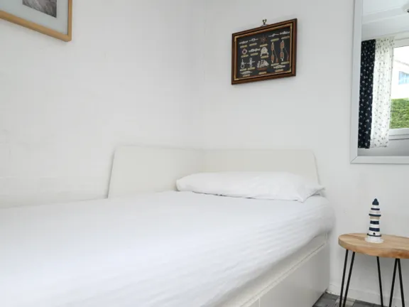 Ferienwohnung sincfal 29 cadzand bad schlafzimmer unten