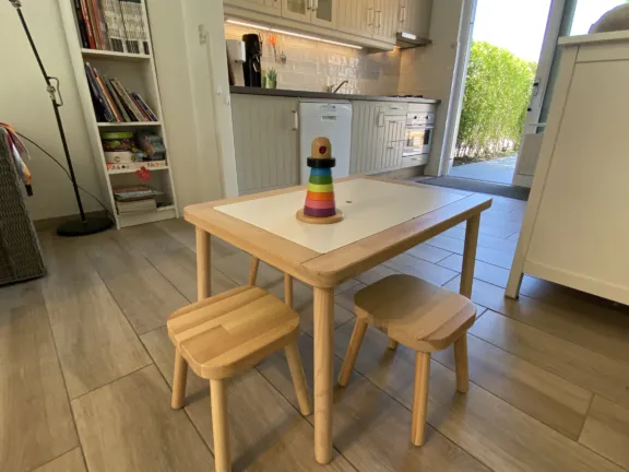 Villa mer spaanse galeien 111 kindertafel