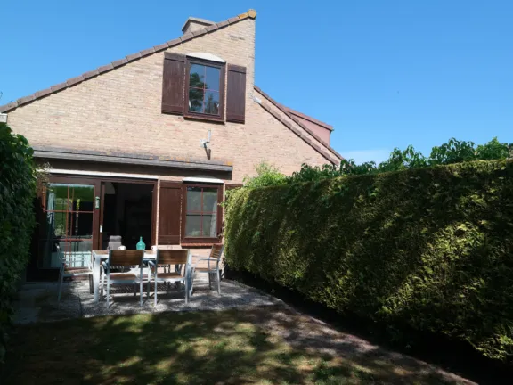 Vakantiehuis spaanse galeien 19 cadzand het zwin tuin