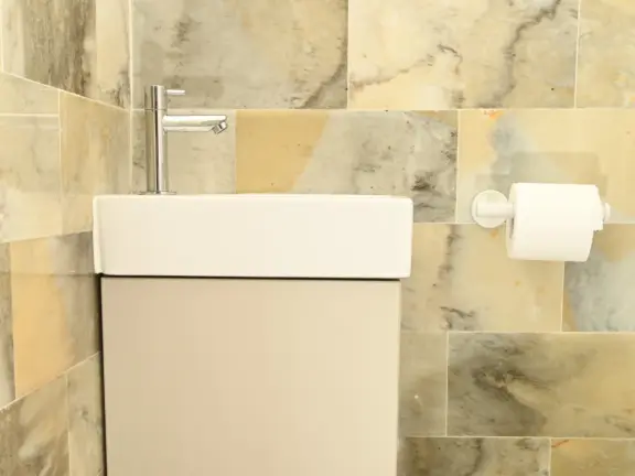 Vakantiehuis spaanse galeien cadzand separaat toilet wastafel