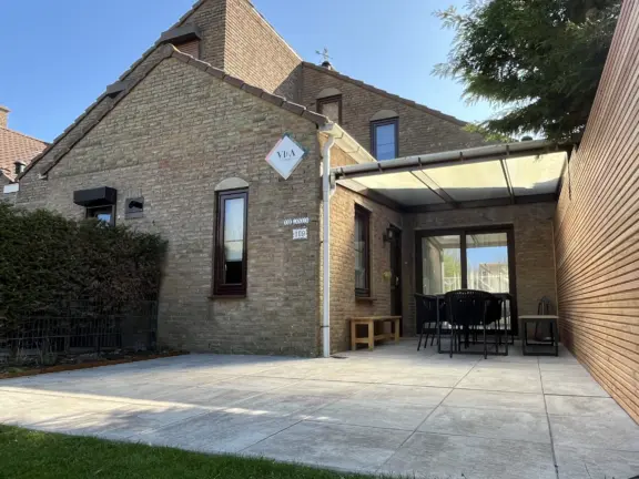 Spaanse Galeien 109 overkapping