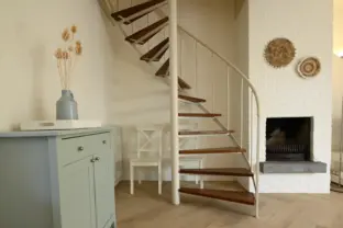 Spaanse galeien 68 cadzand bad dressoir en haard