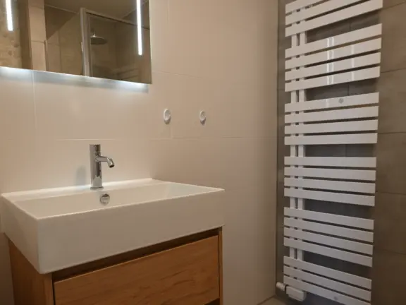 Spaanse galeien 68 cadzand bad badkamer wastafel