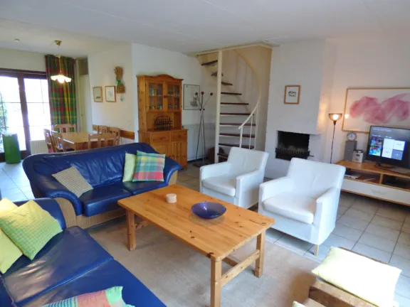 Spaanse galeien 9 cadzand woonkamer stoelen