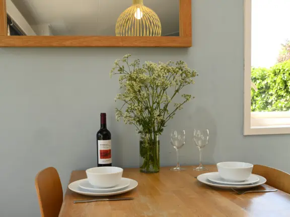 Vrijstaand vakantiehuis grote christoffelstraat 34 cadzand terra nova eettafel