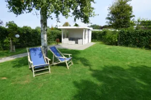 Villa kakelbont grote christoffelstraat 32 cadzand tuinstoelen