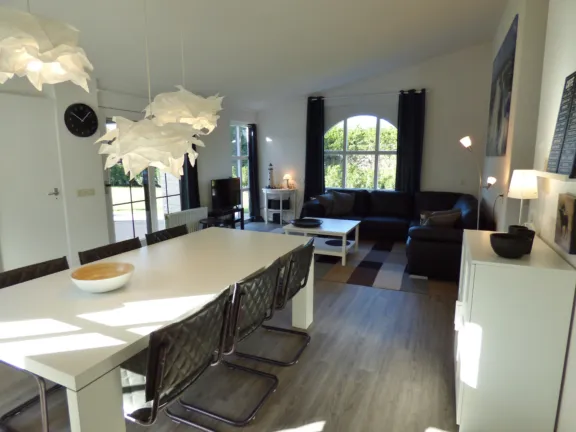 Vakantie bungalow boothuys grote christoffelstraat 11 cadzand woonkamer totaal