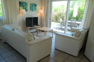 5 pese schorre 28 woonkamer