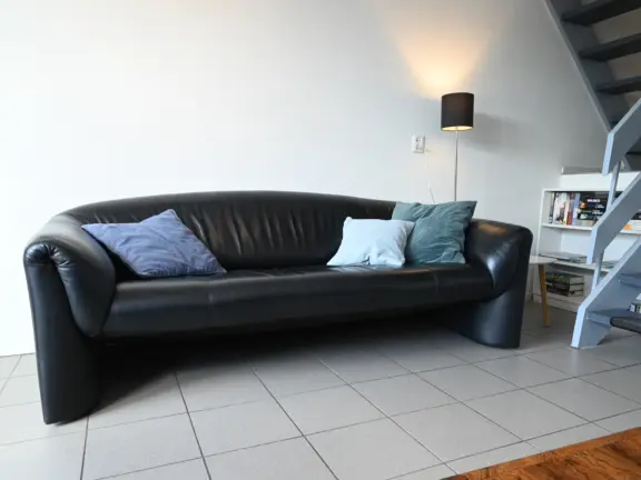 Vakantiehuis wijk de brabander 185 cadzand woonkamer bank