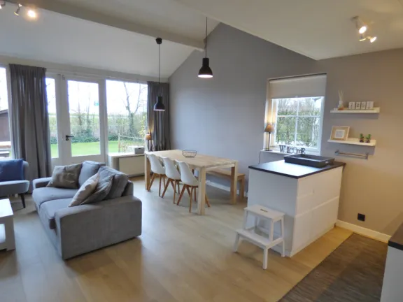 Vakantiehuis cadzand birdhouse wijk de brabander 25 woonkamer