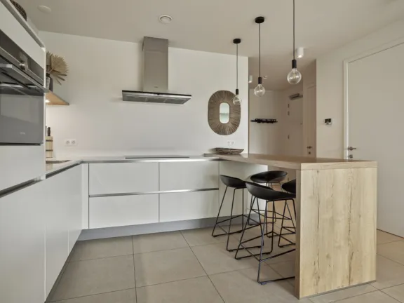Appartement strandresidentie cadzand keuken bar