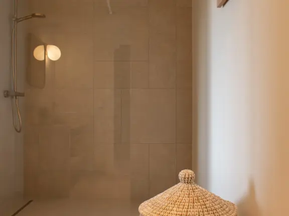 Appartement boulevard de wielingen 33 304 cadzand bad badkamer douche