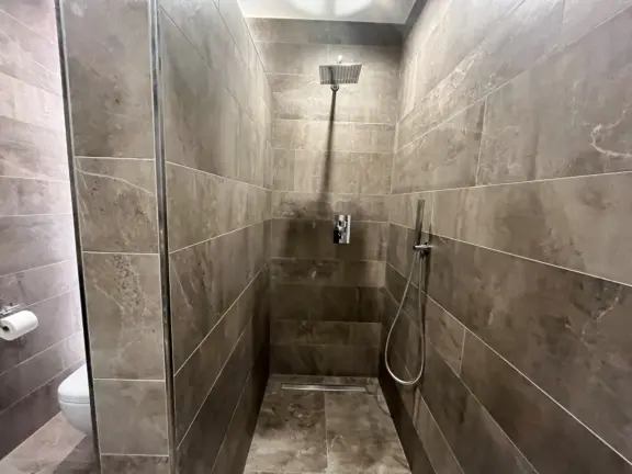 Badhuis cadzand appartement 2 F105 badkamer 2 inloopdouche