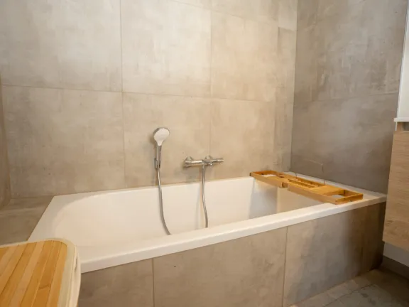 Maison la belle de branding cadzand ligbad