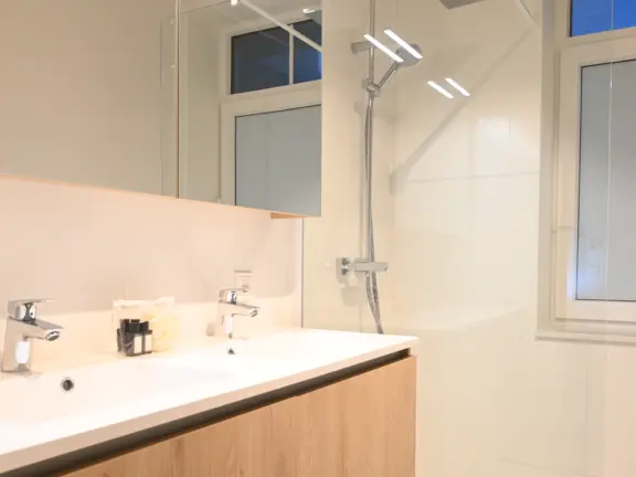 Appartement boulevard de wielingen 15 103 cadzand slaapkamer 1 wastafel