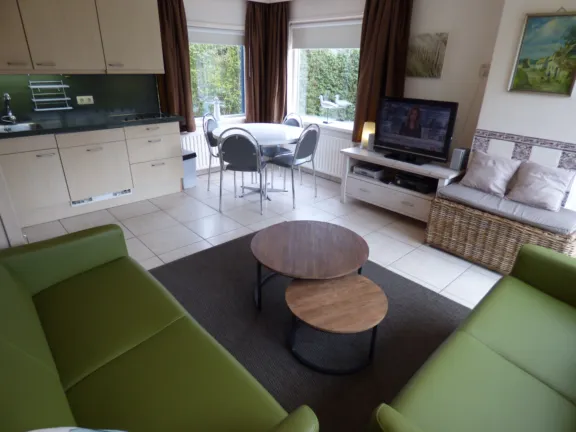 Steemare ferienhaus hennequinlaan 21b cadzand wohnzimmer sitzecke
