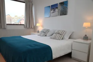 Vakantiehuis lijsterstraat 12 cadzand zeeland grote slaapkamer