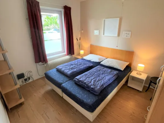 Ferienhaus nachtegalenstraat 11a cadzand schlafzimmer 1