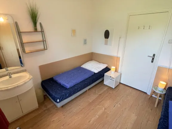 Ferienhaus nachtegalenstraat 11a cadzand schlafzimmer 2b