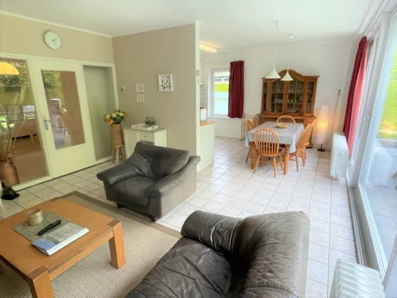 Ferienhaus nachtegalenstraat 11a cadzand wohnzimmer total