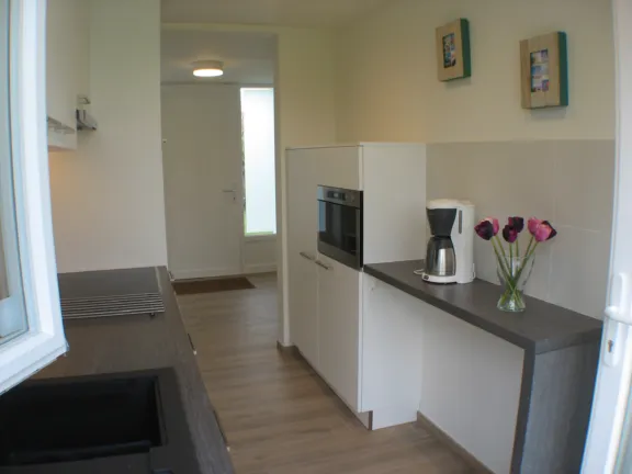 Bungalow nachtegalenstraat 5 cadzand bad keuken 2