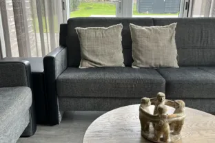 Vakantiehuis villa nausikaa sterntjeslaan 10a cadzand woonkamer bank detail