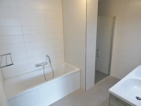 Vakantiehuis villa nausikaa sterntjeslaan 10a cadzand badkamer bad