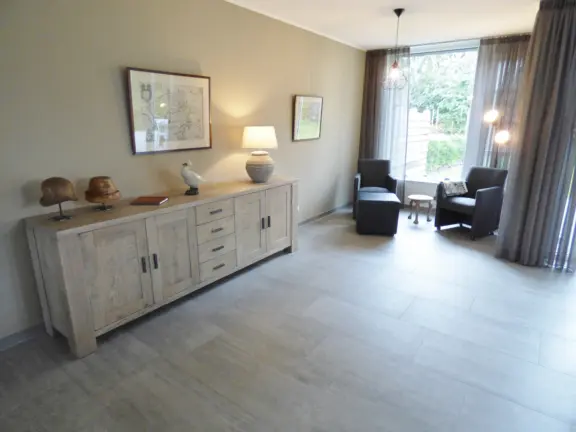 Vakantiehuis villa nausikaa sterntjeslaan 10a cadzand dressoir