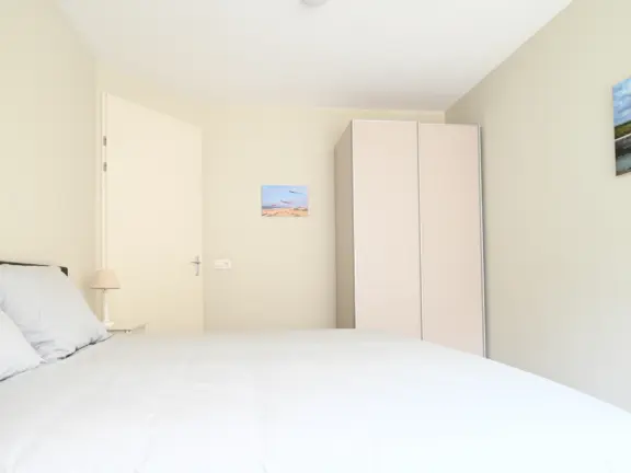Vakantiehuis villa nausikaa sterntjeslaan 10a cadzand slaapkamer achter kast
