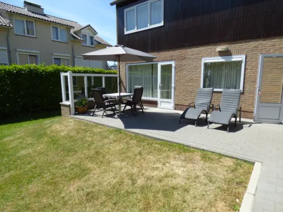 Ferienhaus margret sterntjeslaan 11 cadzand gartenterrasse 2