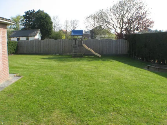 Wohnung kinkhoorn duinlaan 2 cadzand bad garten rasen 2