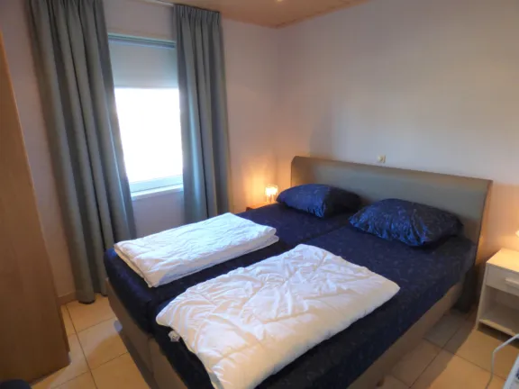 Appartement steemare parterre hennequinlaan 21 cadzand slaapkamer 2a