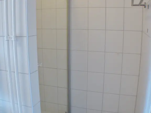 Appartement neptunus cadzand hennequinlaan 23a badkamer douche 2