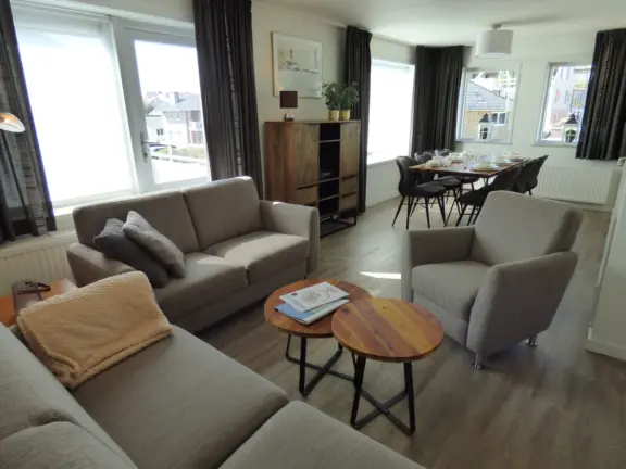 Appartement neptunus cadzand hennequinlaan 23a woonkamer