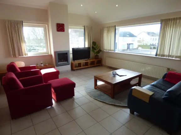 Appartement alledeske boven hennequinlaan 25c cadzand woonkamer 2