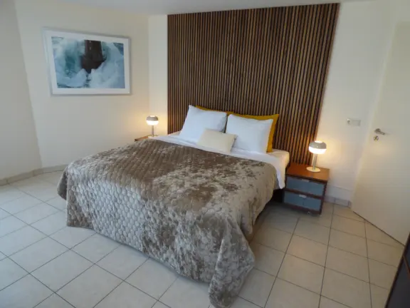 Appartement alledeske boven hennequinlaan 25c cadzand schilderij