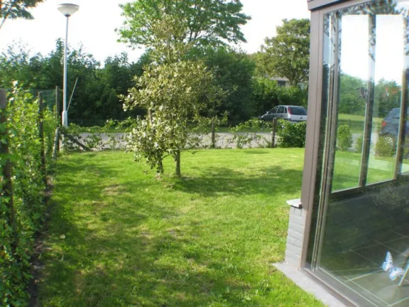 Vakantie appartement goede ree hennequinlaan 9 parterre cadzand tuin