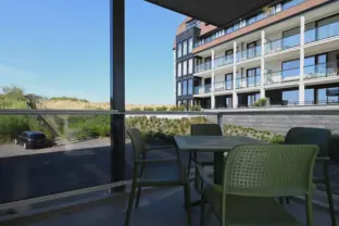 Appartement aan zee cadzand bad deurloo 53 05 balkon duinzicht