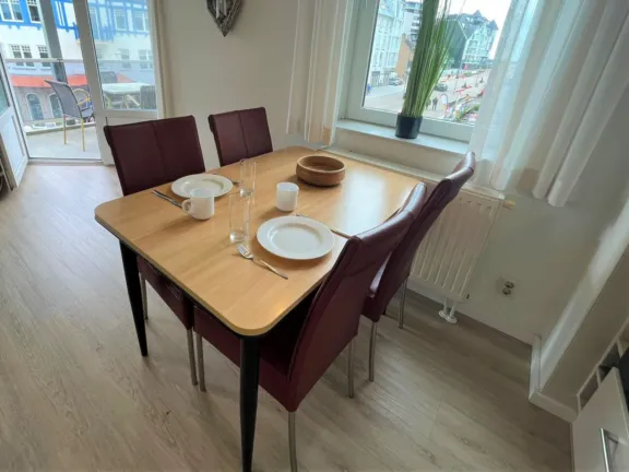 Appartement boulevard de wielingen cadzand eethoek