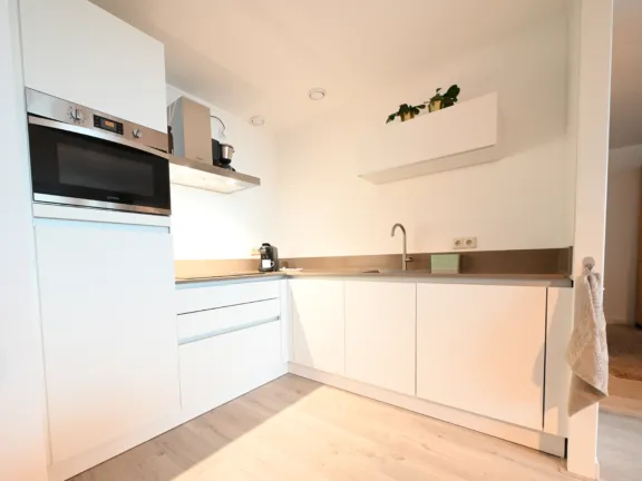 Deurloo 53 17 appartement zeezicht 53 17 keuken