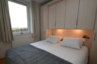Appartement deurloo 55 09 cadzand grote slaapkamer