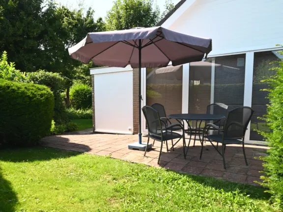 Huisje cadzand sincfal 10 achtertuin