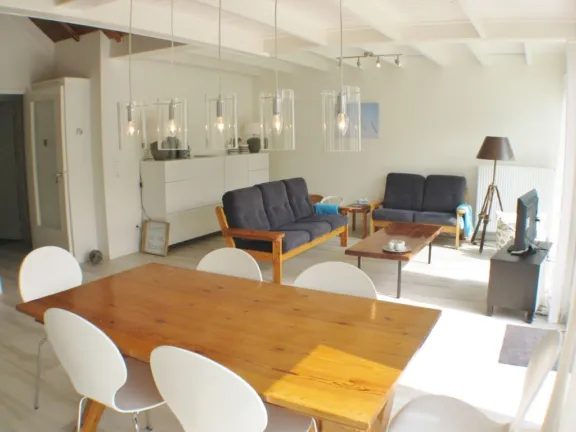 Vakantiehuisje cadzand sincfal 16 woonkamer totaal