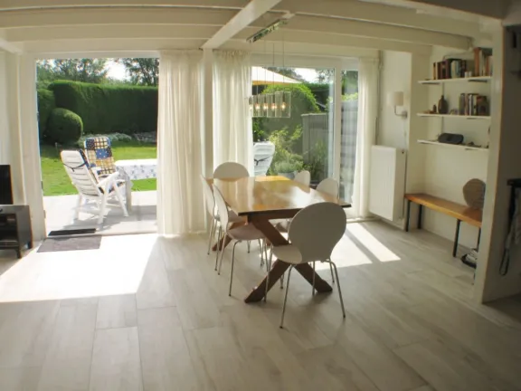 Vakantiehuisje cadzand sincfal 16 woonkamer zon