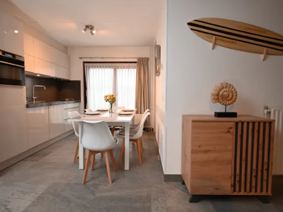 Vakantiehuis spaanse galeien 79 cadzand surfplank