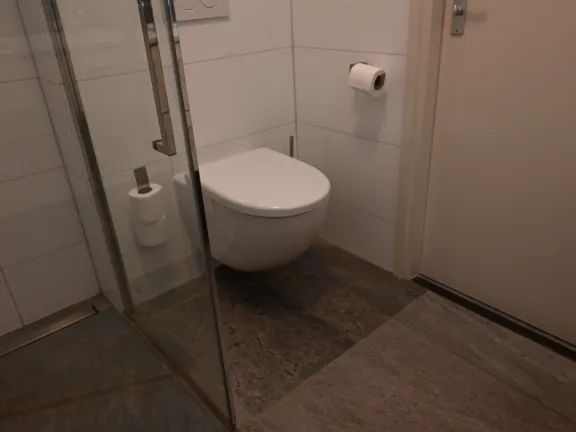 Vakantiehuis spaanse galeien 79 cadzand toilet beneden
