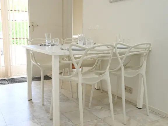 Vakantiehuis spaanse galeien cadzand eethoek